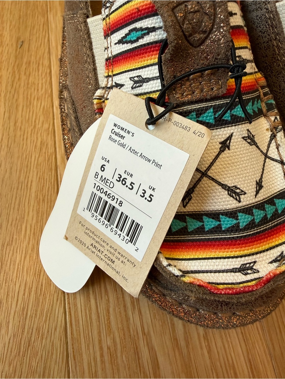 Ariat Women’s Cruiser Slip-On Loafer | Rose Gold Aztec Arrow Print | Size 6 NWT - Picture 2 of 7